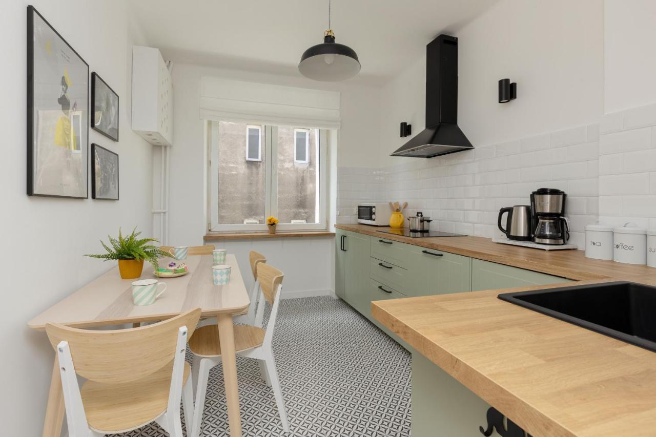 Tasteful Apartment In Warsaw City Center By Noclegi Renters Bagian luar foto